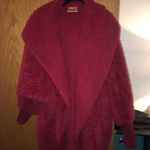 Red Velvet Nordic Beach Wrap